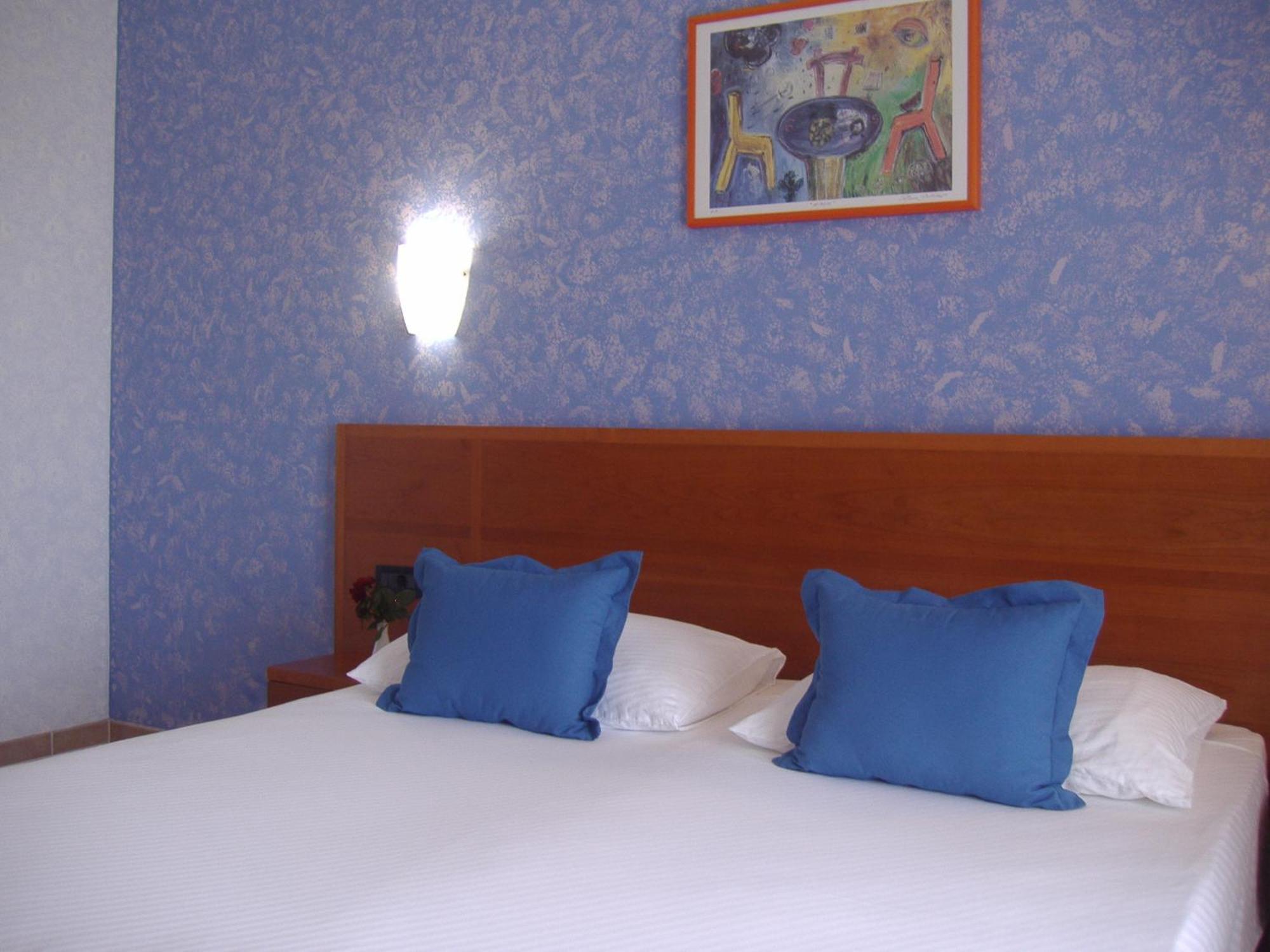 Hotel Zlatni Lav Martinšćica Zimmer foto